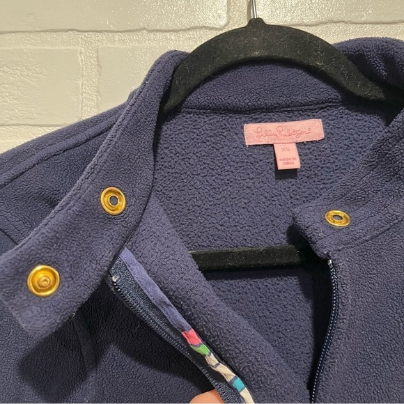 Lilly Pulitzer Navy Fleece Jacket in Size XS - Picture 3 of 8